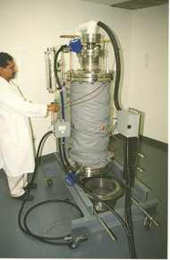 Mid-size powder decomposer unit